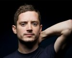 Elijah Wood ricorda l'11 settembre: 'Io e Orlando Bloom vedemmo la scena dal nostro aereo, fu spaventoso'