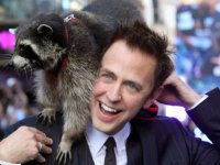 James Gunn: il crossover Marvel e DC è realtà in questo video esilarante