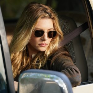 Big Sky: Katheryn Winnick in una scena della serie