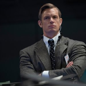 For All Mankind 2: Joel Kinnaman in una scena del primo episodio
