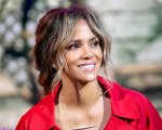 Halle Berry star del film The Mothership, prodotto per Netflix