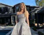 Golden Globe 2021: Kaley Cuoco si consola della sconfitta con pizza, champagne e montagne di dolci