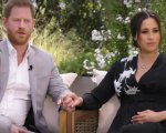 Il principe Harry e Maghan Markle, le clip con Oprah scatenano le critiche: 'La Regina non è Don Corleone'