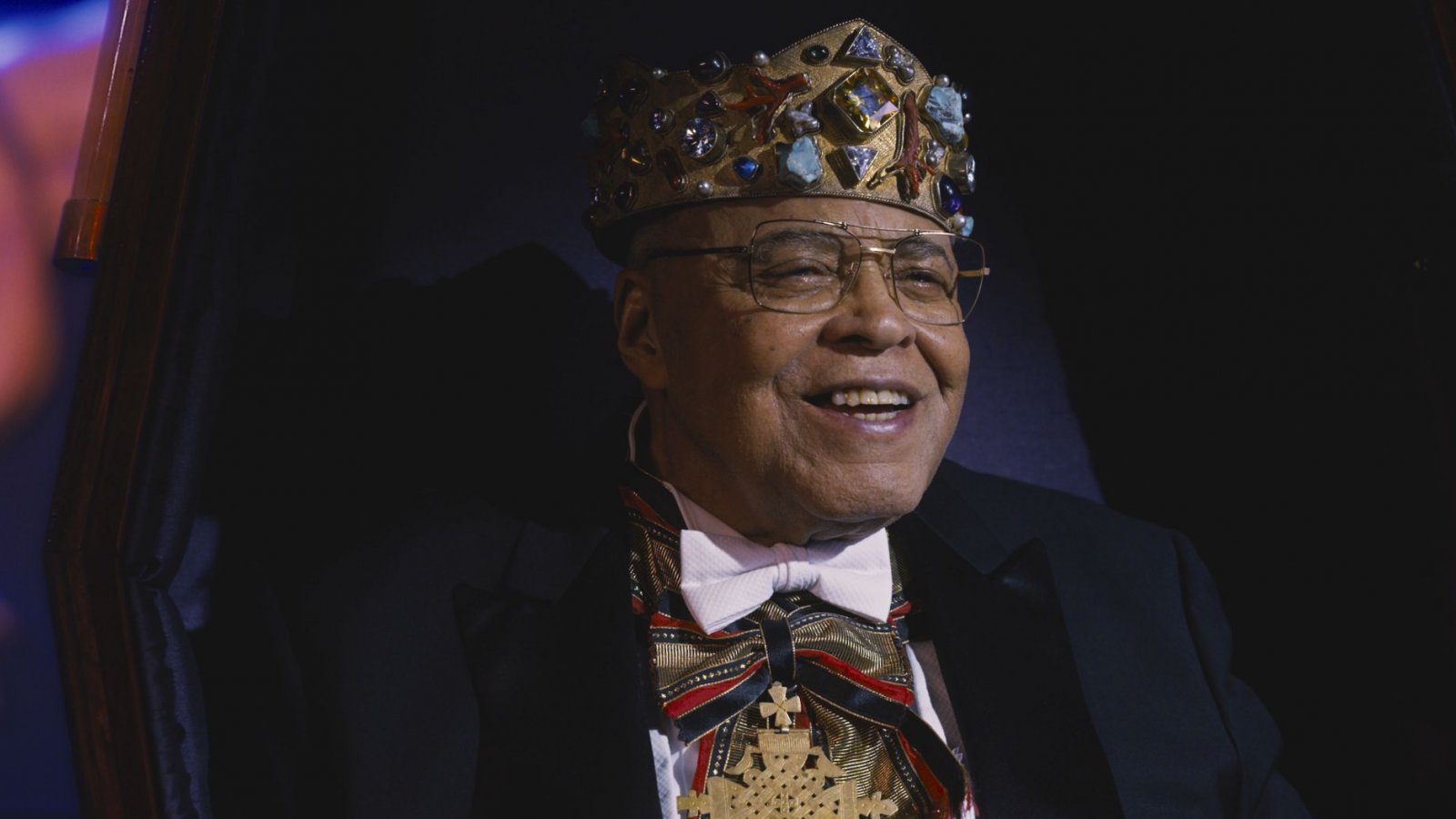 James Earl Jones in una scena di Il principe cerca figlio