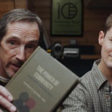 1BR - Benvenuti nell'incubo: Giles Matthey e Taylor Nichols in una scena del film