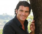 Alberto Tomba oggi: cosa fa il campione di sci vincitore di tre ori olimpici