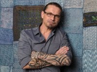 Kurt Sutter debutta alla regia di un film con The Beast, prodotto da Blumhouse per Netflix