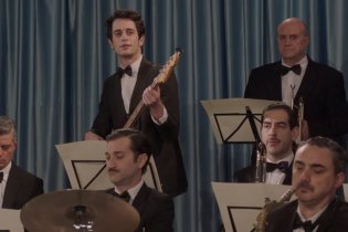 La Bambina Che Non Voleva Cantare - Clip - Ma Che Freddo Fa