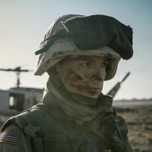 Cherry - Innocenza perduta: Tom Holland in un primo piano
