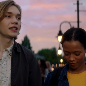 Quello che tu non vedi: Charlie Plummer in una scena