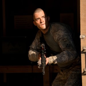 The Outpost: Orlando Bloom in una scena