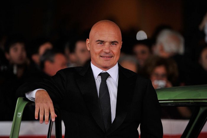 Luca Zingaretti ha il Covid? L'attore sarebbe in isolamento nel suo appartamento