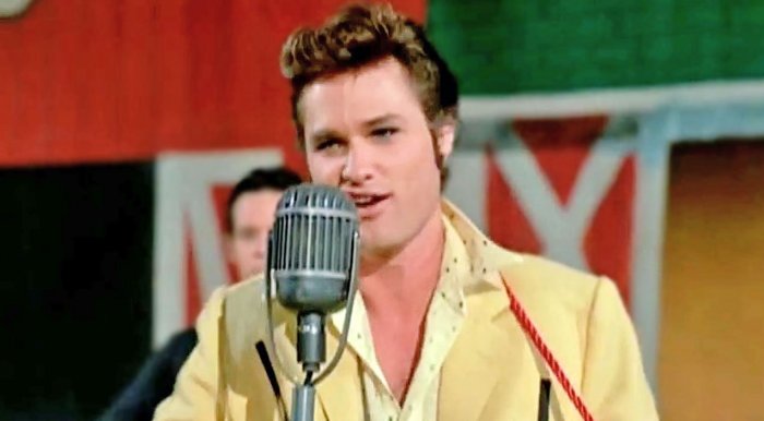 Kurt Russell: quella volta che colpì Elvis Presley con un calcio allo stinco