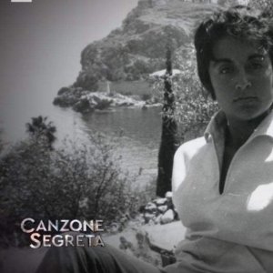Franca Leosini da giovane in una foto mostrata a La canzone segreta