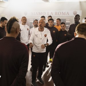 Speravo de morì prima: una scena nello spogliatoio della Roma