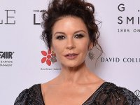 Catherine Zeta-Jones e sua mamma: due gocce d'acqua nelle foto su Instagram