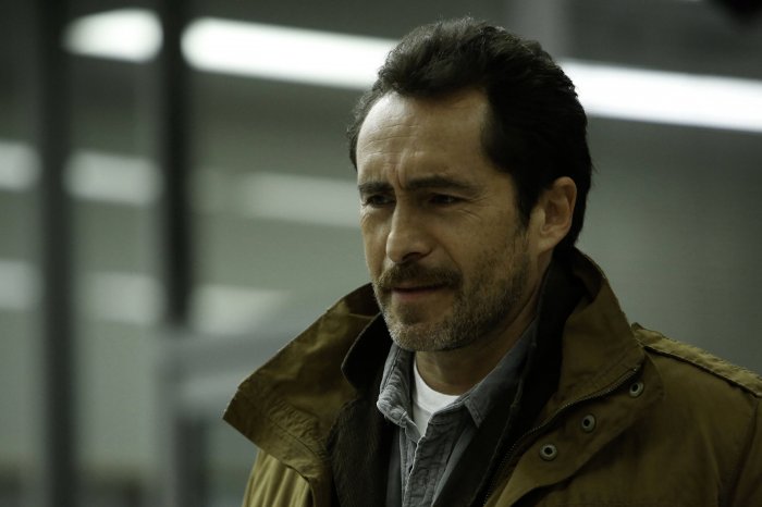 Lasciami entrare: Demián Bichir protagonista del pilot