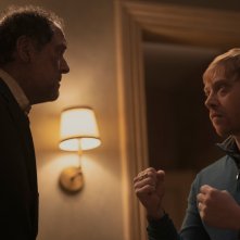 Servant 2: Boris McGiver e Rupert Grint nel sesto episodio