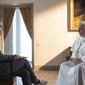 Vizi e Virtù - Conversazione con Francesco: Don Marco Pozza e il Santo Padre