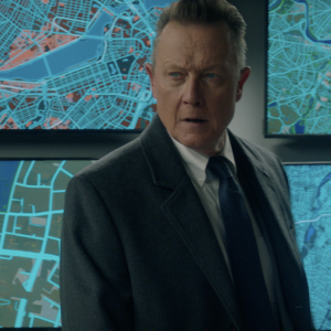 Honest Thief: Robert Patrick in una scena