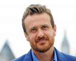 Jason Segel nel cast della serie sui LA Lakers diretta da Adam McKay