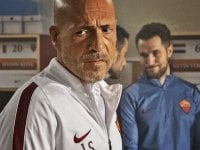 Speravo de morì prima, Gianmarco Tognazzi è Spalletti: 'Ho vissuto l'addio di Totti come un tifoso della Roma'