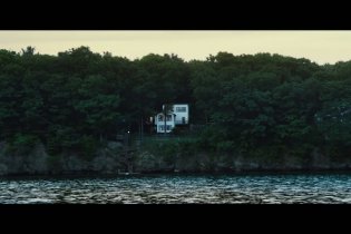 The Night House - Trailer