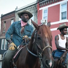 Concrete Cowboy: Idris Elba durante una scena