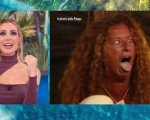 Isola dei Famosi 2021, Valentina Persia imita Vera Gemma: “È come l’esorcista”