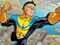 Invincible: nel fumetto di Robert Kirkman i supereroi sono un affare di famiglia