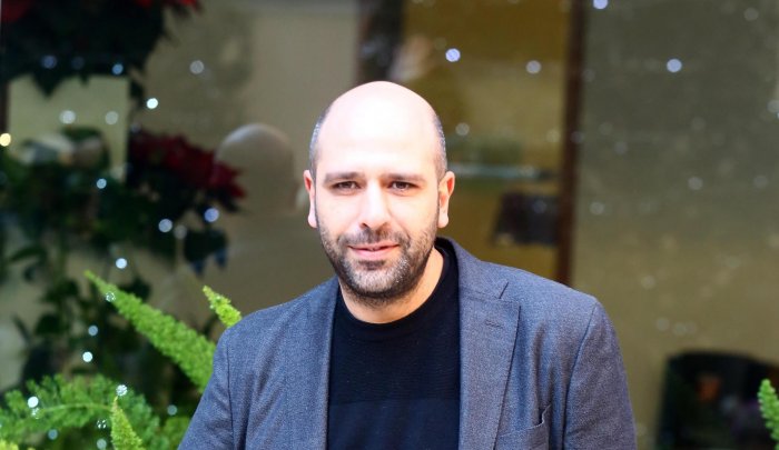 Checco Zalone, gli auguri di Pasqua ai bambini malati, poi aggiunge: "Vaccinatevi tutti"