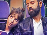 Genitori vs Influencer, la recensione: Il conflitto generazionale al tempo dei social