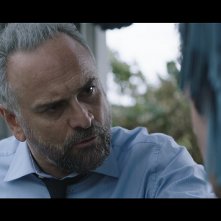 Governance - Il prezzo del potere: Massimo Popolizio in una scena