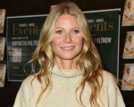 Gwyneth Paltrow: sua figlia e il video esilarante tra Goop, beauty routine e candele alla vagina