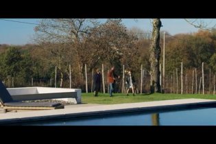 Genitori Vs Influencer - Clip Accollo