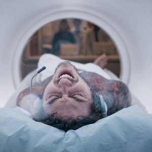Mortal: una scena