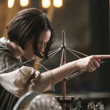 The Nevers: Viola Prettejohn in una scena della serie