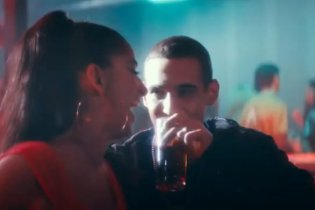 Hasta El Cielo - Trailer Italiano