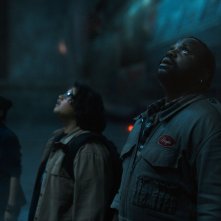Godzilla Vs Kong: Millie Bobby Brown, Julian Dennison e Brian Tyree Henry in una scena