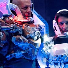 Cosmic Sin: Bruce Willis in una scena del film d'azione