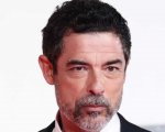 Alessandro Gassman, festa a casa del vicino con decine di ragazzi: “Denuncio?”