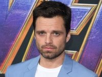 Sebastian Stan posta una foto del suo fondoschiena e va in trend su Twitter