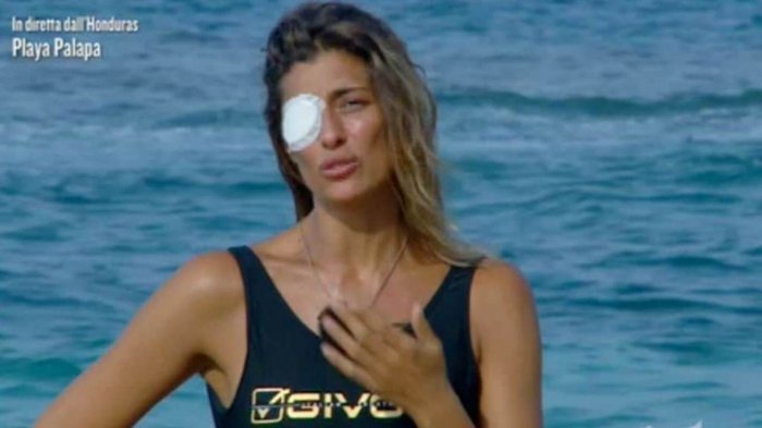 Isola dei Famosi 2021, Elisa Isoardi abbandona il reality