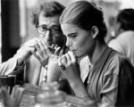 Woody Allen: 'Un film come Manhattan oggi non potrebbe uscire' secondo Mariel Hemingway