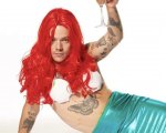 Harry Styles vestito come Ariel de La Sirenetta fa impazzire i social (FOTO)
