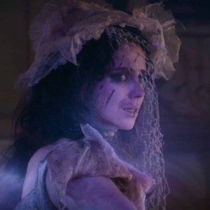 The Nevers: Amy Manson in una scena