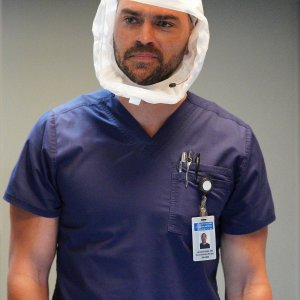 Grey’s Anatomy 17: Jesse Williams in una scena