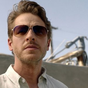 Manifest 3: Josh Dallas in una scena della serie