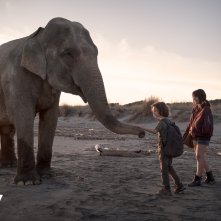 Anna: una scena suggestiva della serie Sky Original