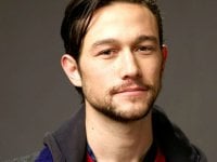 Snowden: Joseph Gordon-Levitt ha donato tutto il suo compenso per il film, ecco perché